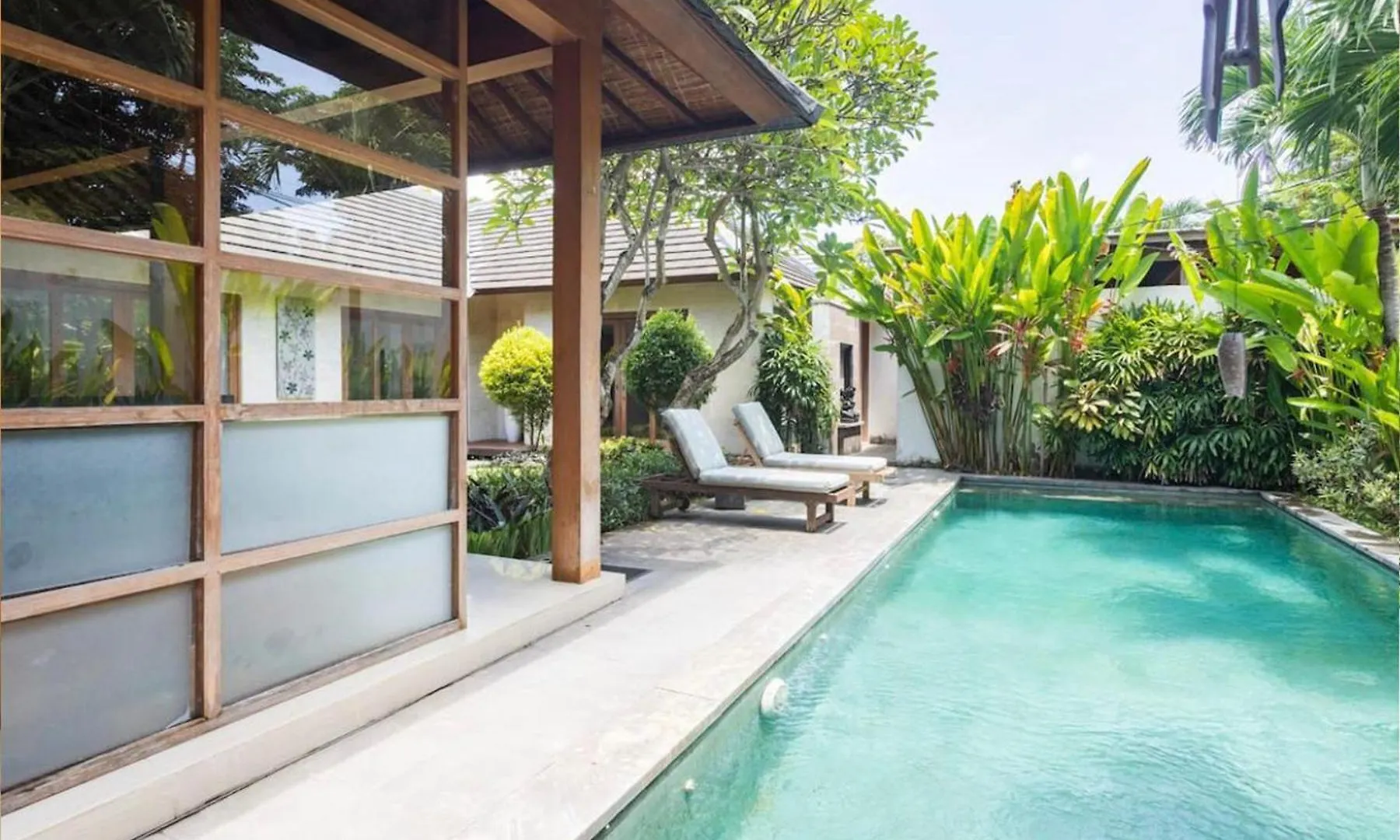 Villa Bunga Neil Seminyak  Seminyak (Bali)