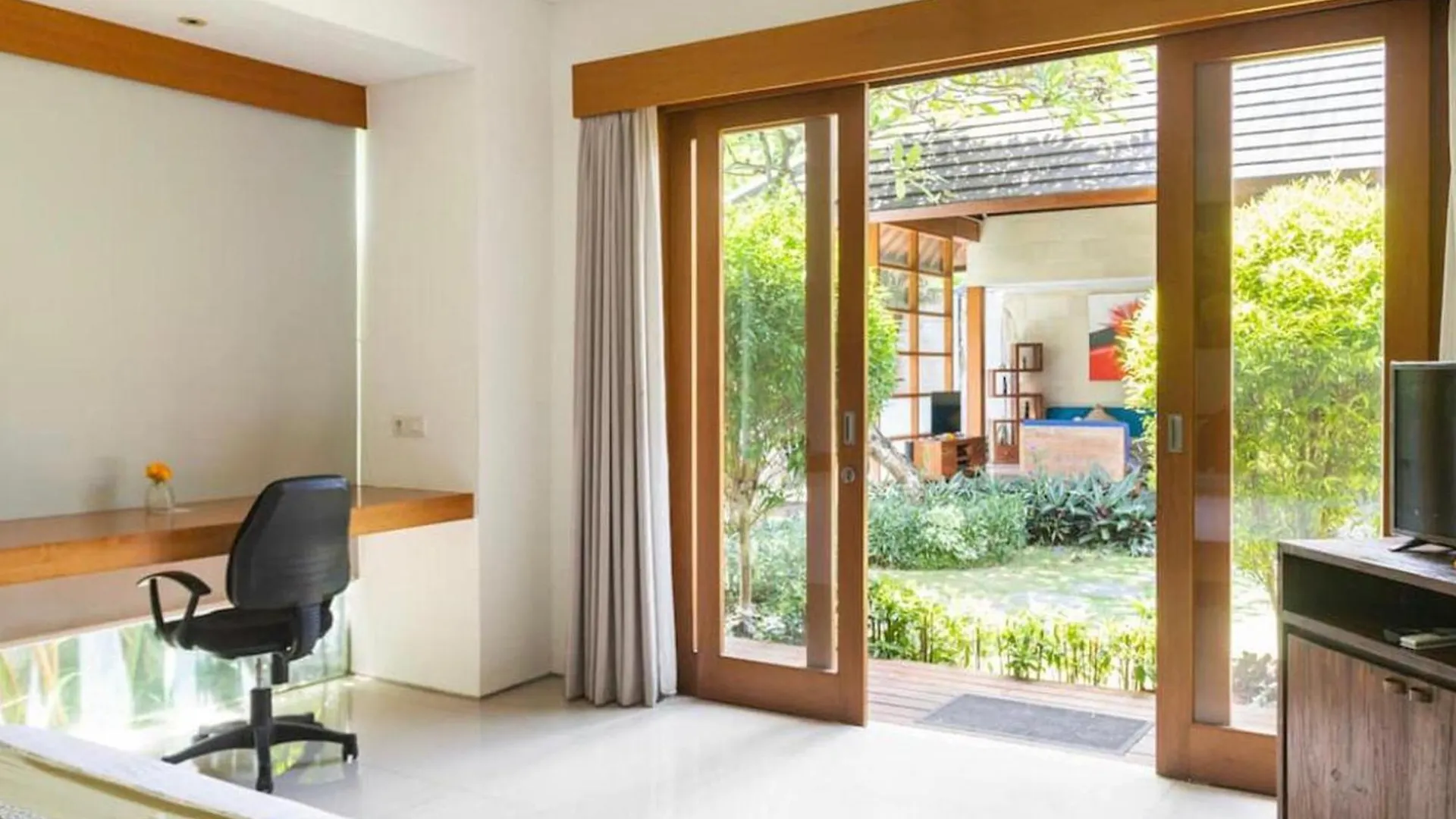 Villa Bunga Neil Seminyak  Indonesia